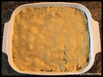 German apple pie ready for the oven. #applepie #treevalleyacademy